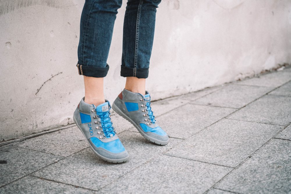 Hiqe midt i azurblå vandtæt