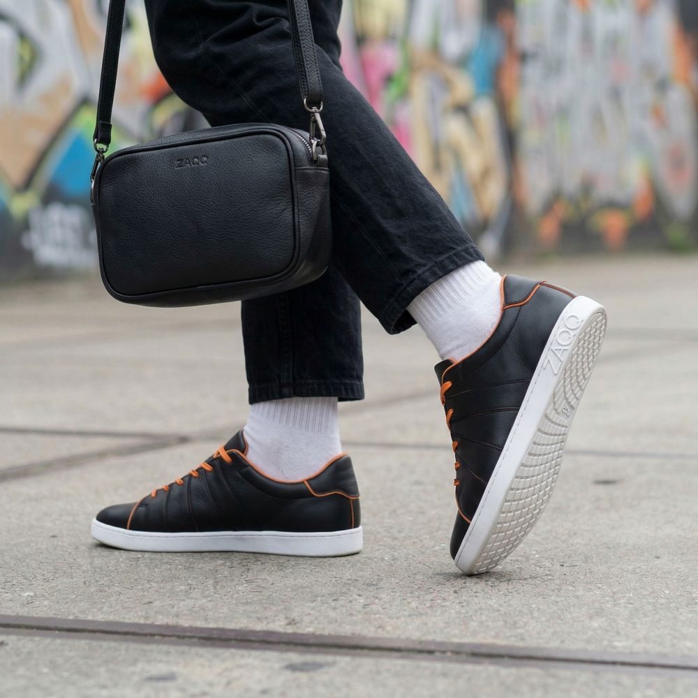 QORE Low  Black